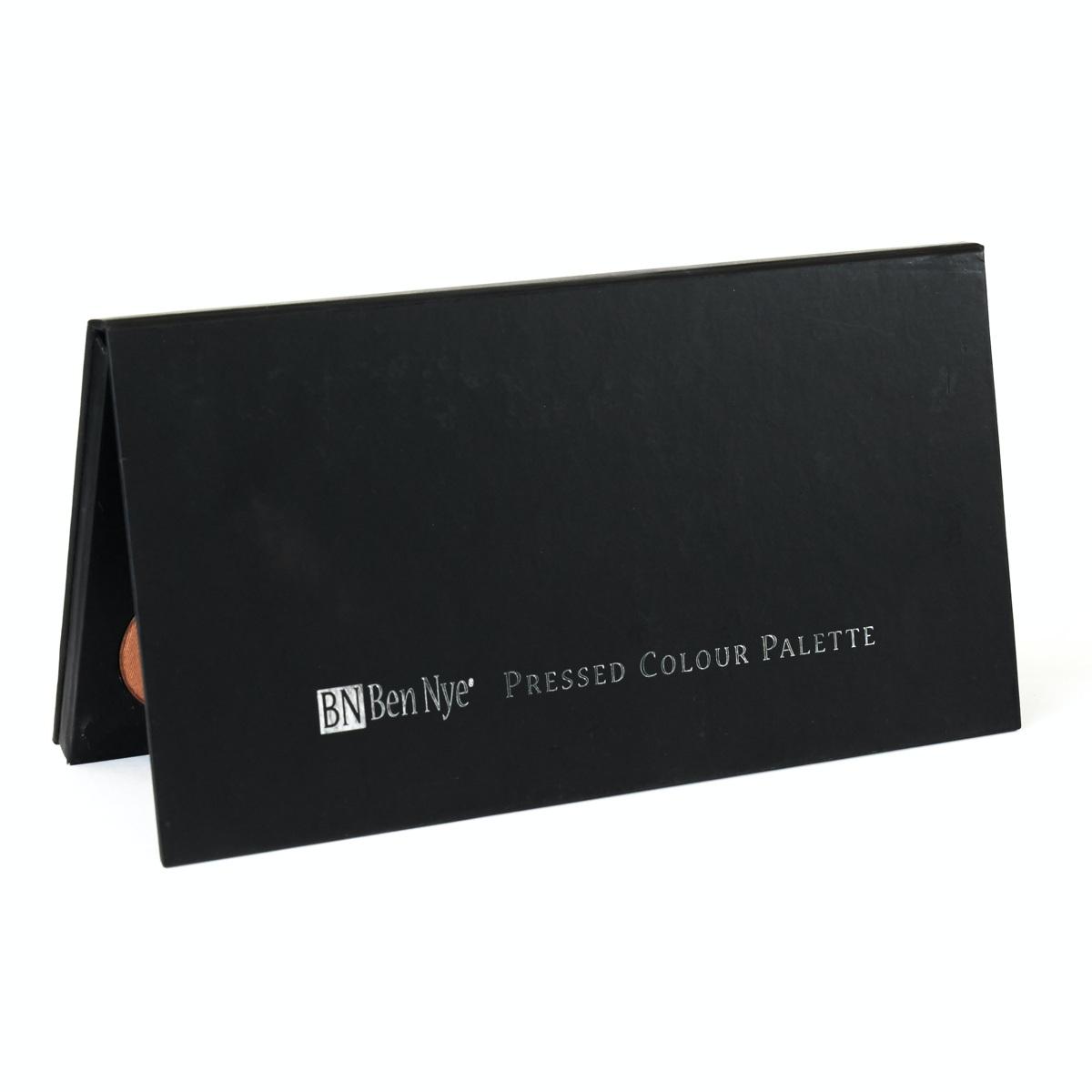 Essential eyeshadow pal.912 8 colori