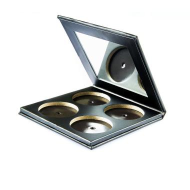 Palette 4 posti vuota