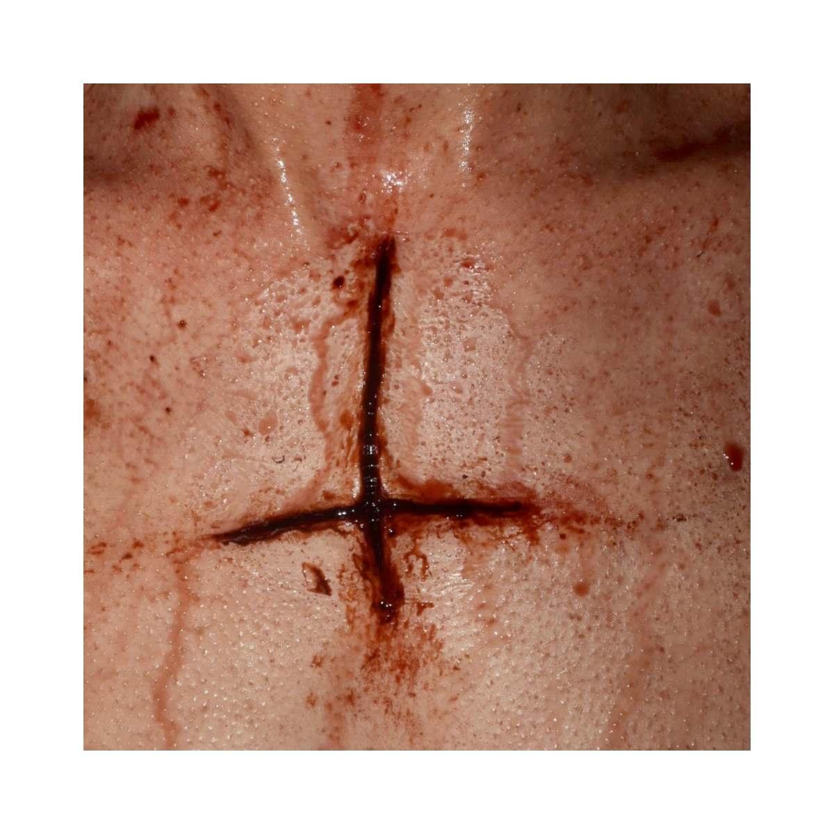 Protesi croce incisa